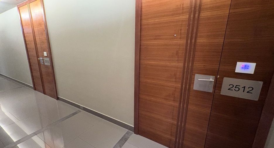 For rent 2 bedrooms condo in Sathon, Bangkok
