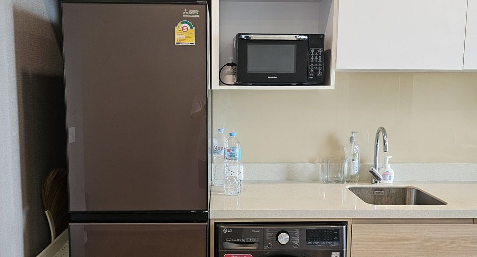 Wohnung zur Miete mit Studio in Watthana, Bangkok