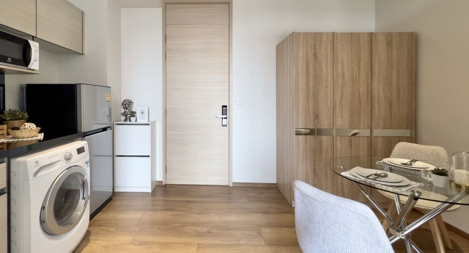 For rent studio condo in Khlong Toei, Bangkok