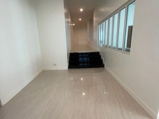Аренда 5 спальни дом в Bang Phli, Самутпракан