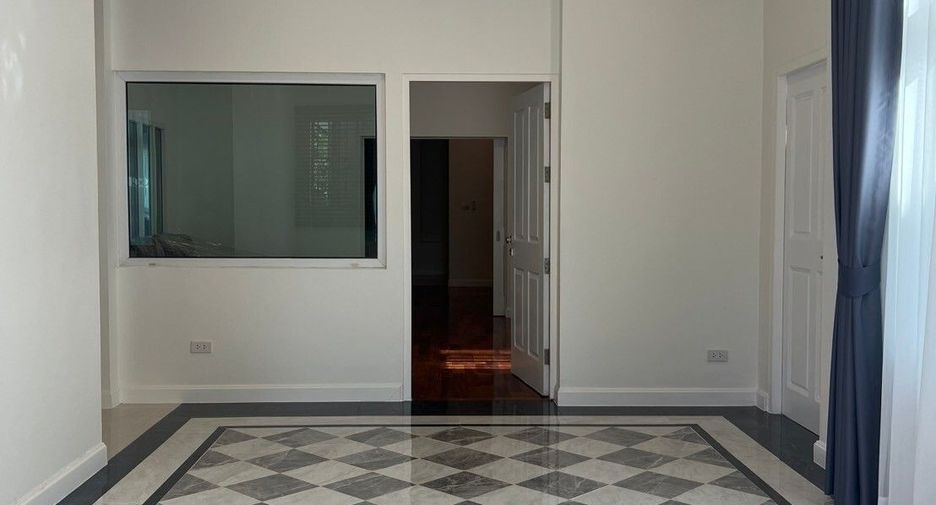 À louer 5 chambres maison à Bang Phli, Samut Prakan