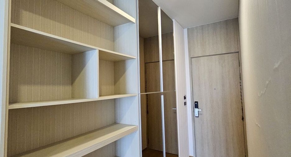 Condo en alquiler de 1 habitaciones en Khlong Toei, Bangkok