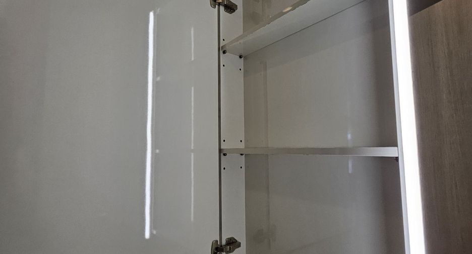 Condo en alquiler de 1 habitaciones en Khlong Toei, Bangkok