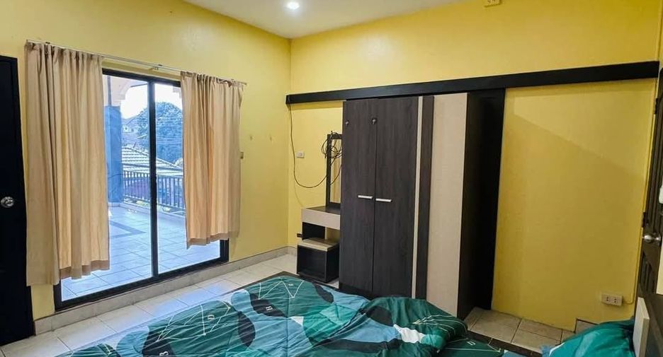 For rent 5 bedrooms villa in Bang Lamung, Chonburi