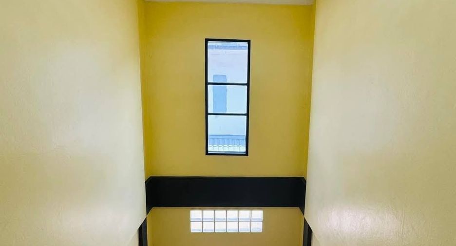 For rent 5 bedrooms villa in Bang Lamung, Chonburi