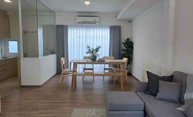 出租 3 卧室 独立屋 在 Prawet, 曼谷