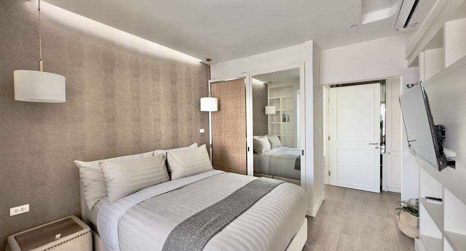 For sale and for rent 4 bedrooms condo in Khlong Toei, Bangkok