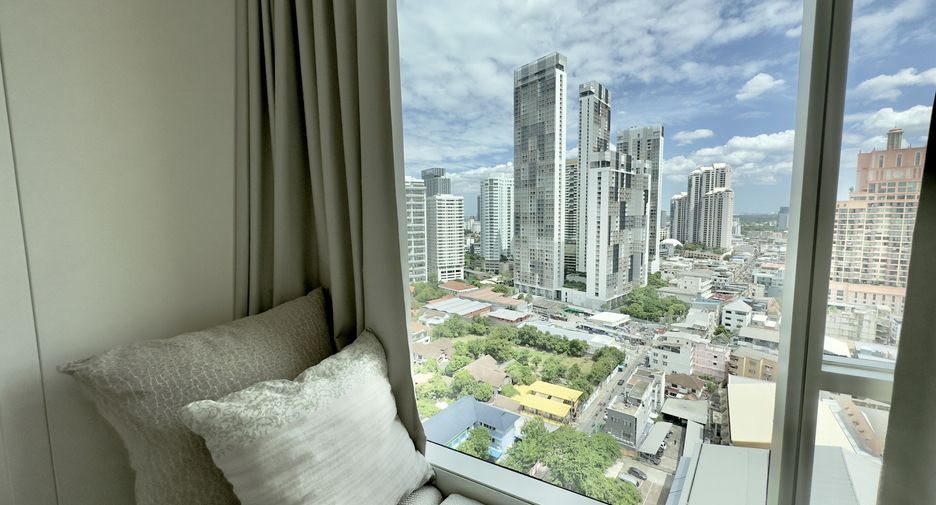 For sale and for rent 4 bedrooms condo in Khlong Toei, Bangkok