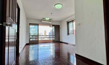 For rent studio condo in Phaya Thai, Bangkok