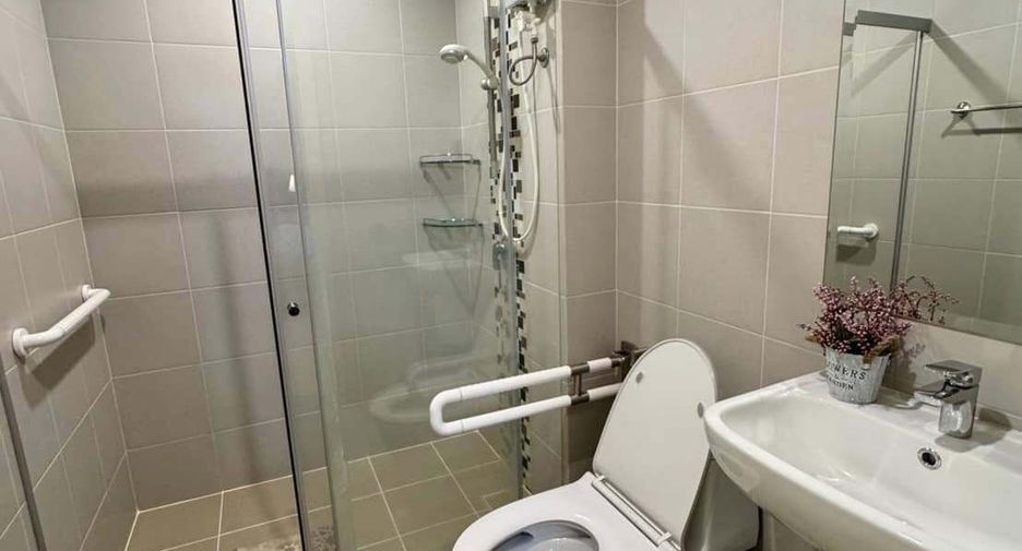 For rent 1 bed condo in Huai Khwang, Bangkok