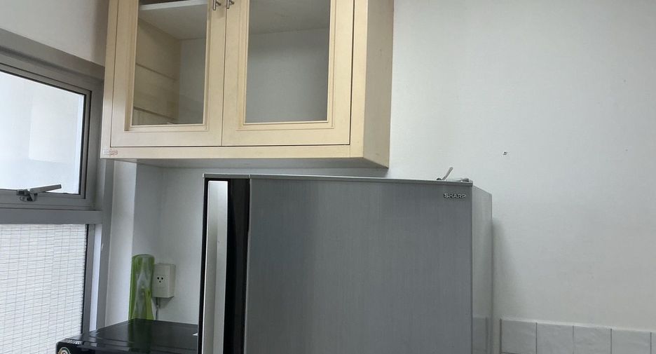 For rent 1 bed condo in Phra Khanong, Bangkok