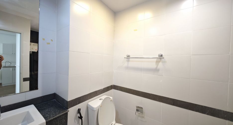 For sale 1 bed condo in Suan Luang, Bangkok