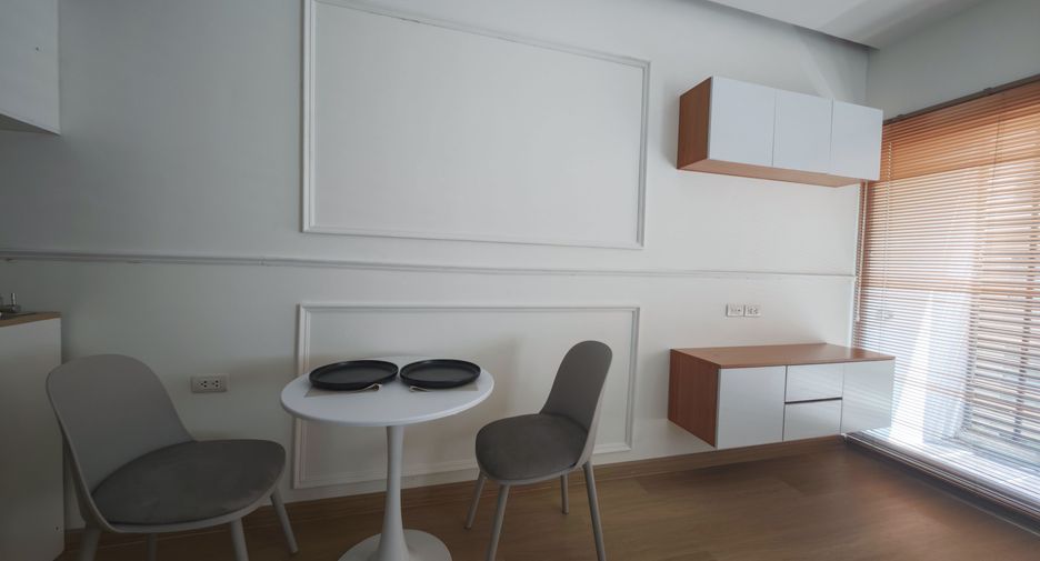 For sale 1 bed condo in Suan Luang, Bangkok