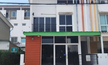 ให้เช่า 3 ห้องนอน ทาวน์เฮ้าส์ ใน บางเขน, กรุงเทพฯ