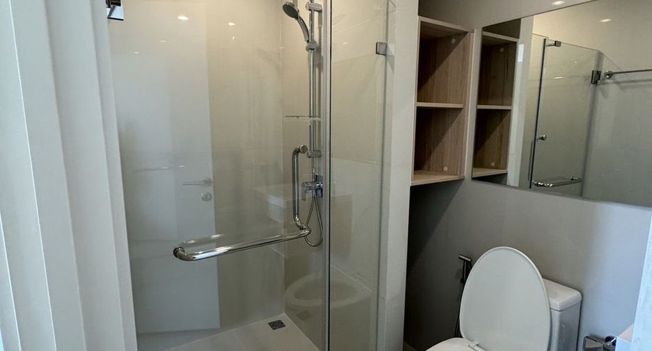 For sale 1 bed condo in Huai Khwang, Bangkok