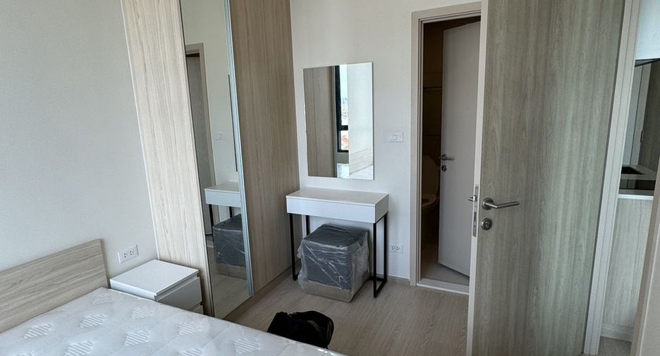 For sale 1 bed condo in Huai Khwang, Bangkok