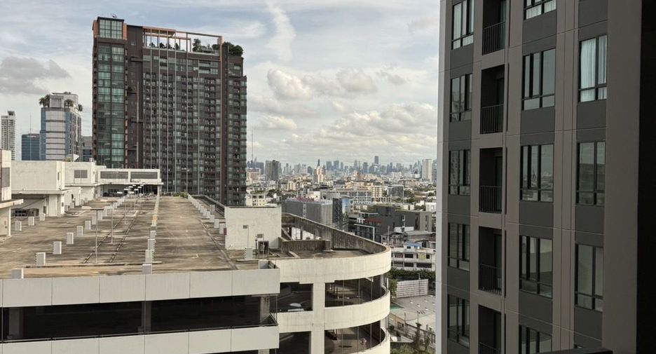 For sale 1 bed condo in Huai Khwang, Bangkok