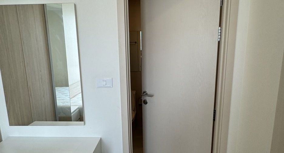 For sale 1 bed condo in Huai Khwang, Bangkok