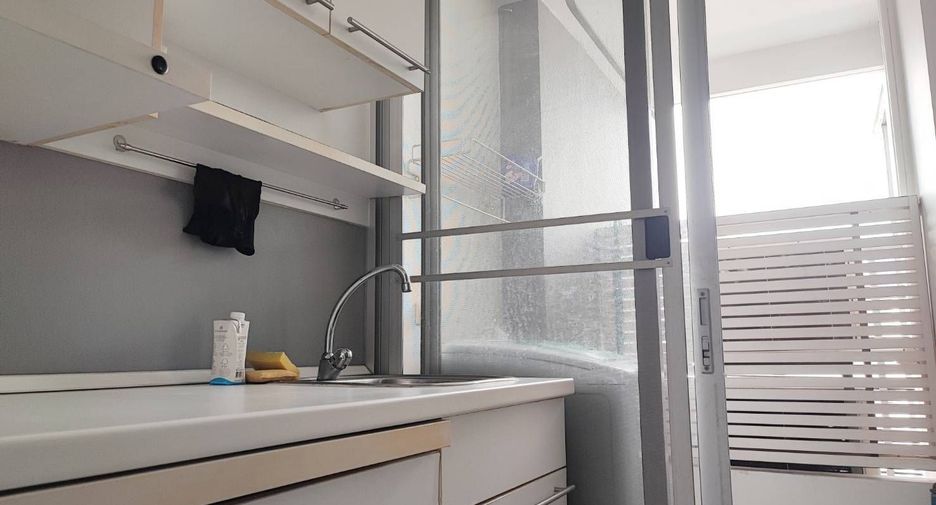 For sale and for rent 1 bed condo in Phra Khanong, Bangkok