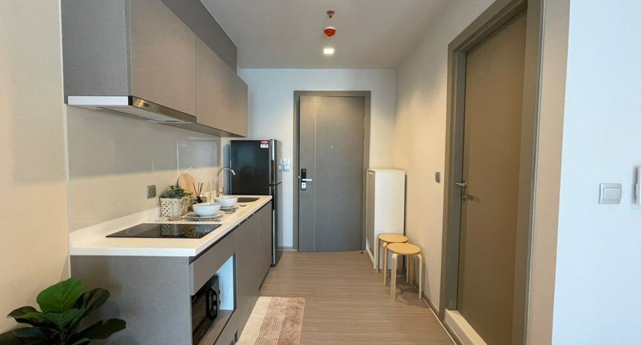 À louer studio condo à Khlong Toei, Bangkok
