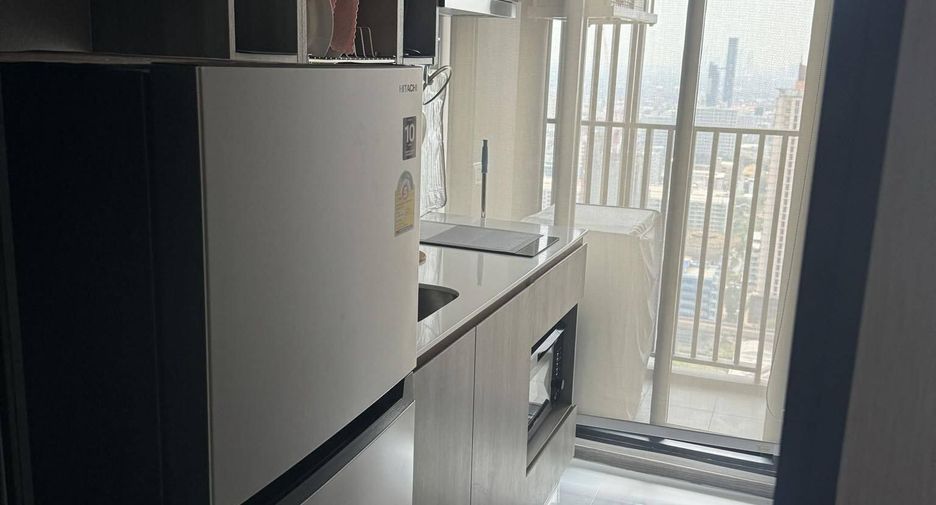 For rent studio condo in Watthana, Bangkok