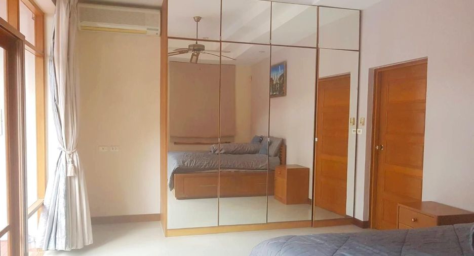 For rent 3 bedrooms house in Bang Lamung, Chonburi