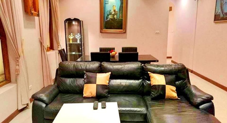 For rent 3 bedrooms house in Bang Lamung, Chonburi