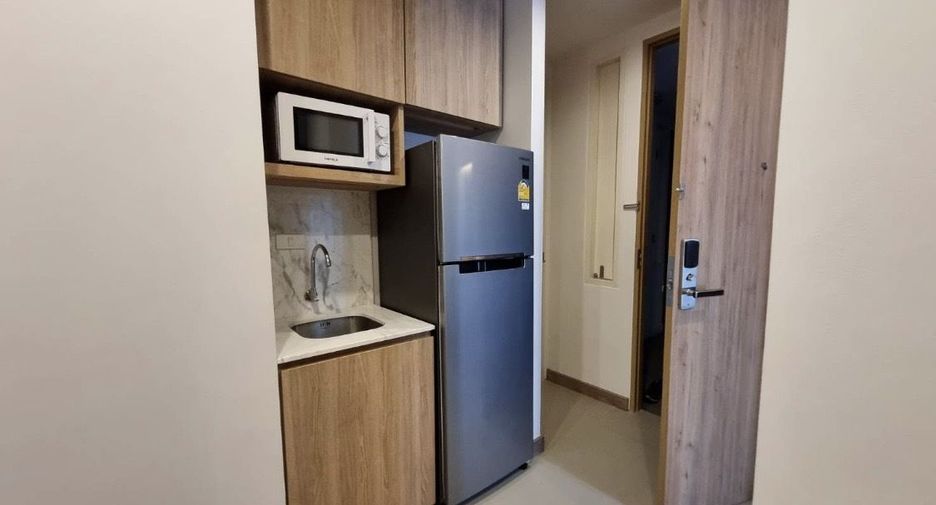 For rent 1 bed apartment in Pathum Wan, Bangkok