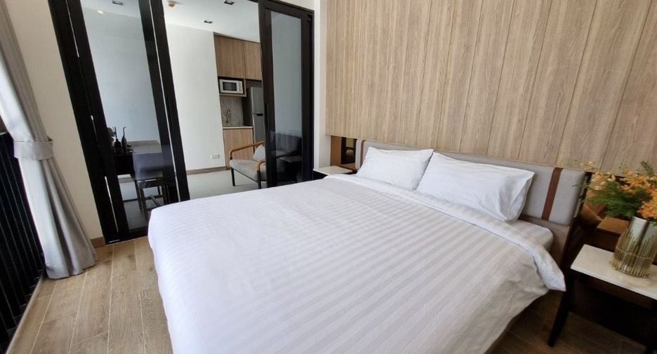 For rent 1 bed apartment in Pathum Wan, Bangkok