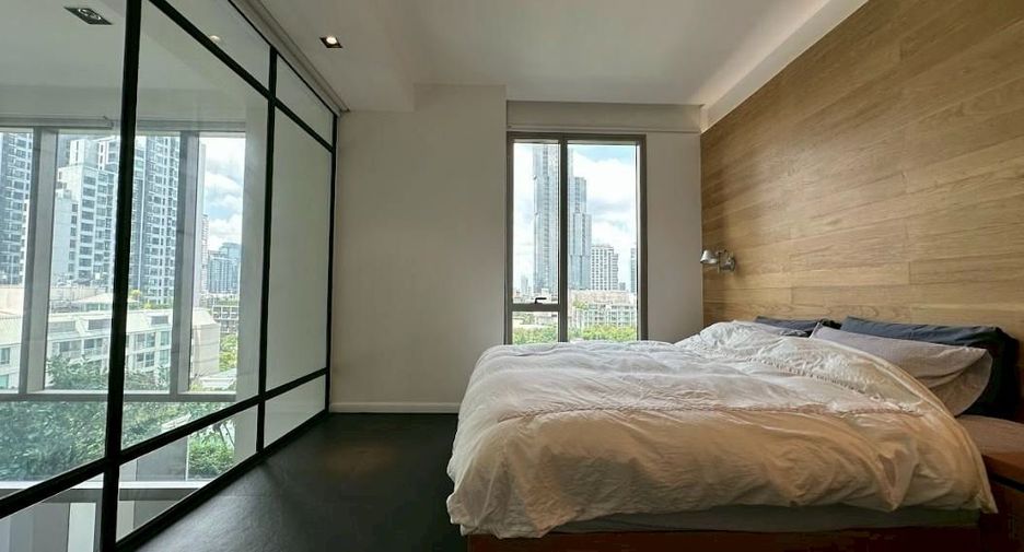ขาย 2 ห้องนอน คอนโด ใน คลองเตย, กรุงเทพฯ