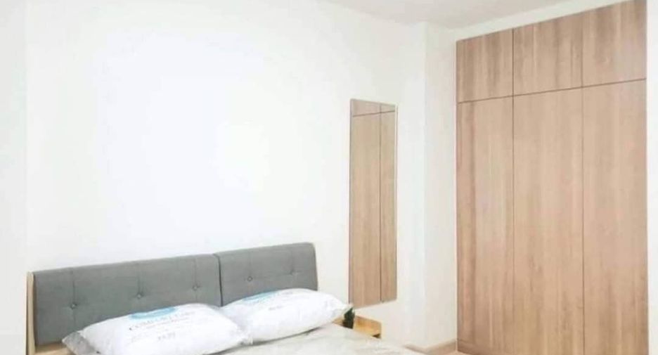 For rent 4 bedrooms condo in Watthana, Bangkok