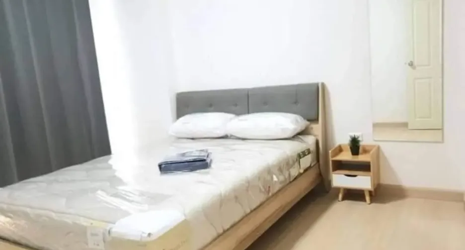 For rent 4 bedrooms condo in Watthana, Bangkok
