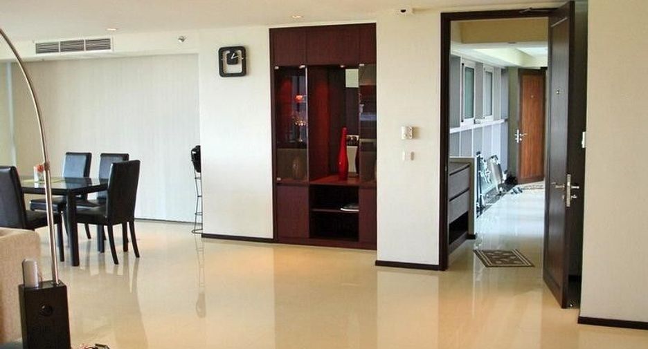For sale 3 bedrooms condo in Bang Lamung, Chonburi