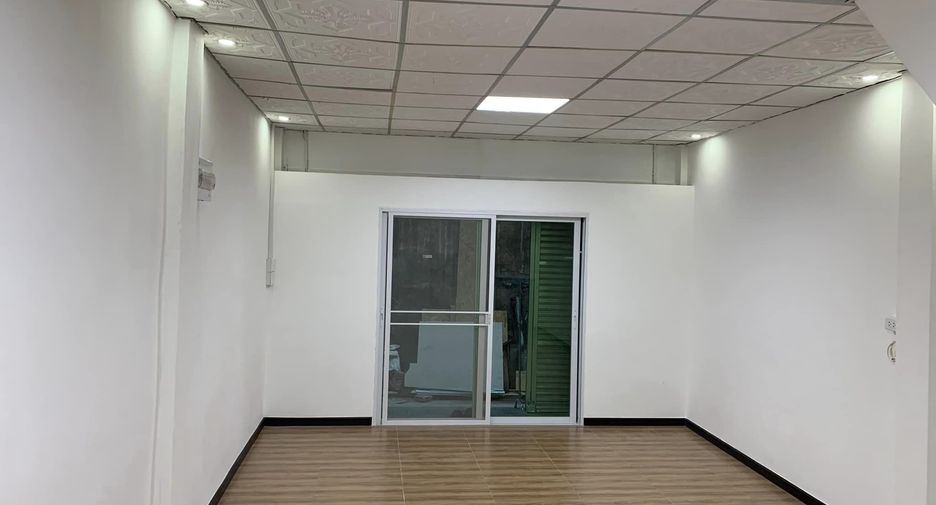 For sale 1 bed townhouse in Bang Sue, Bangkok