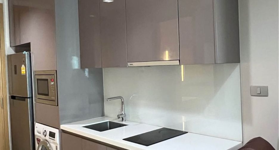 For rent 1 bed condo in Khlong Toei, Bangkok