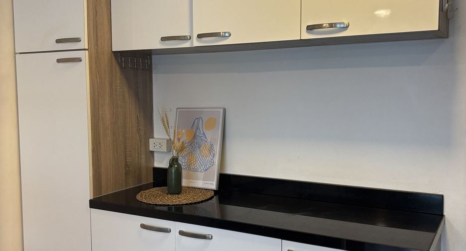 Condo en alquiler de 1 habitaciones en Watthana, Bangkok