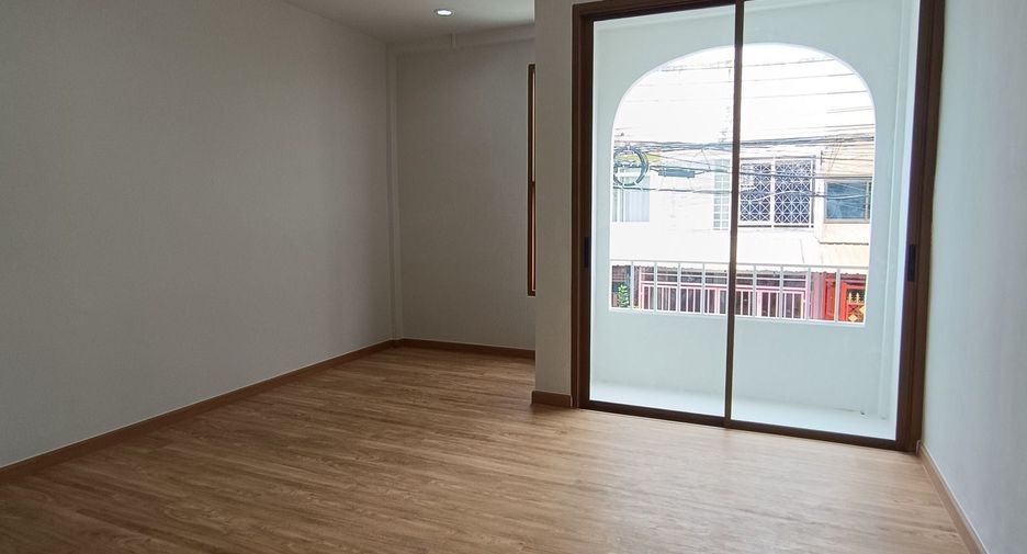 ขาย 2 ห้องนอน ทาวน์เฮ้าส์ ใน สวนหลวง, กรุงเทพฯ
