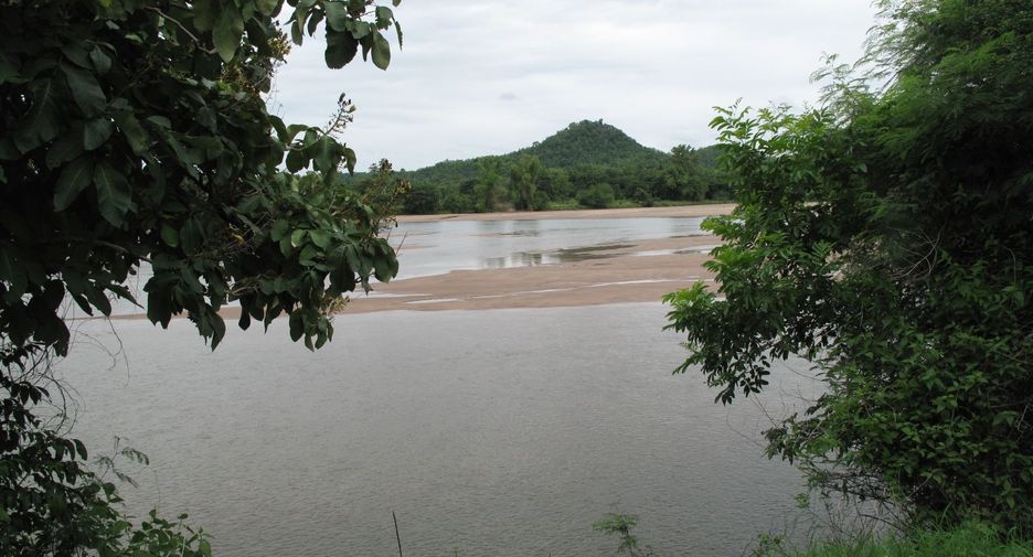 出售 土地 在 Mueang Tak, Tak