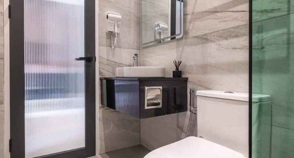 Villa en alquiler de 4 habitaciones en Bang Lamung, Chonburi