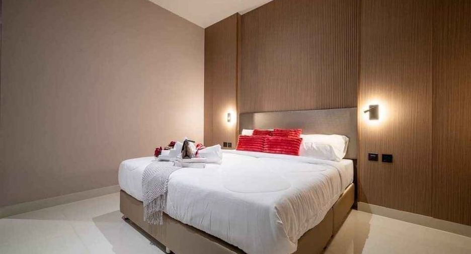 Villa en alquiler de 4 habitaciones en Bang Lamung, Chonburi