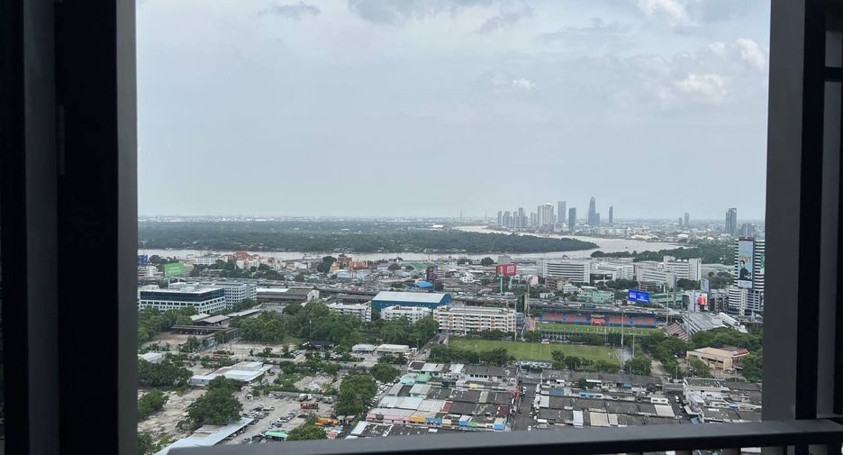 Condo en alquiler de 2 habitaciones en Khlong Toei, Bangkok