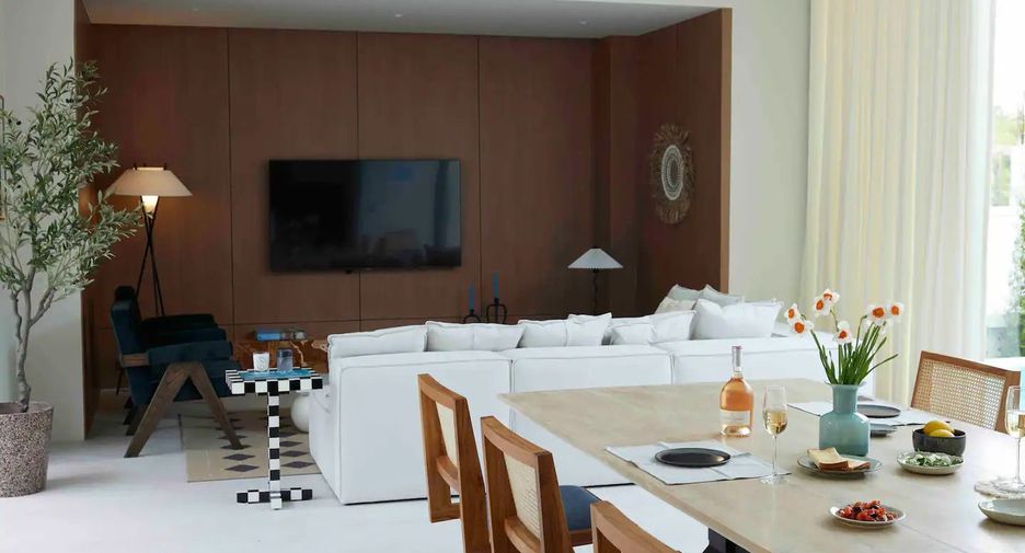 À vendre et à louer 4 chambres villa à Sattahip, Chonburi