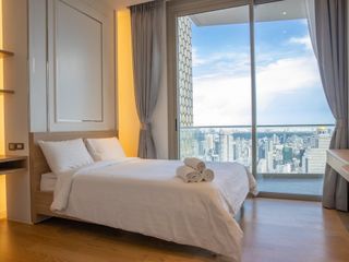 For rent 3 bedrooms condo in Khlong San, Bangkok