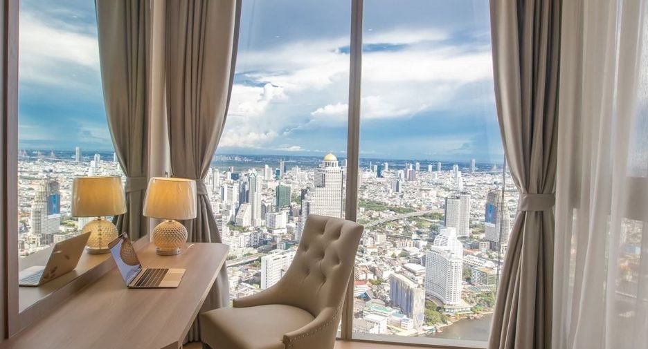 Condo en alquiler de 3 habitaciones en Khlong San, Bangkok