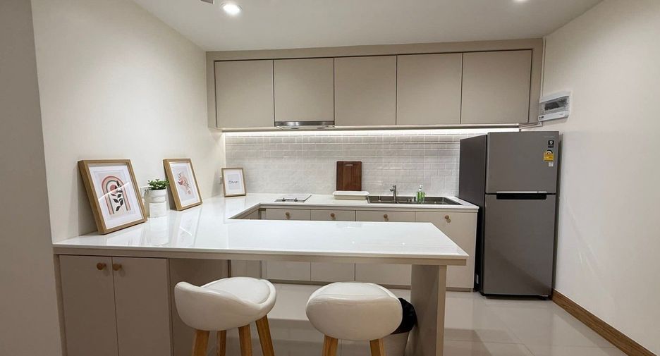For rent 1 bed condo in Huai Khwang, Bangkok