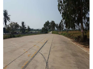 出售 土地 在 Bang Lamung, Chon Buri