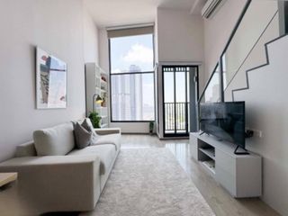 Condo en alquiler de 1 habitaciones en Huai Khwang, Bangkok