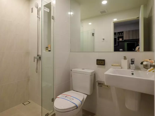 For sale 1 bed condo in Khan Na Yao, Bangkok