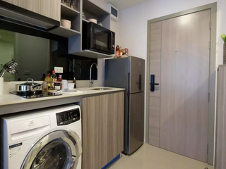 For sale 1 bed condo in Khan Na Yao, Bangkok