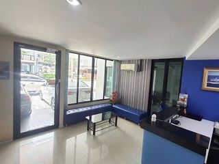Продажа 5 спальни таунхаус в Суан Луанг, Бангкок